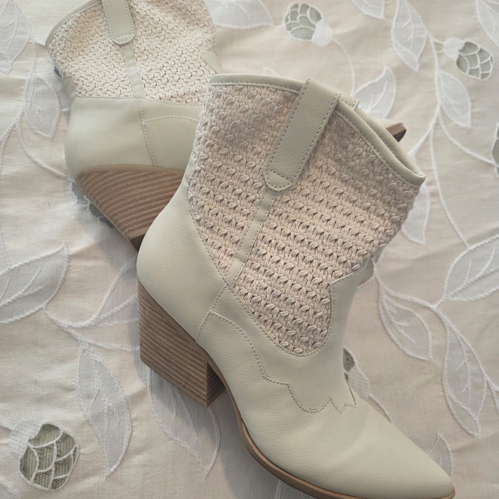 Elegant Cream Ankle Boots